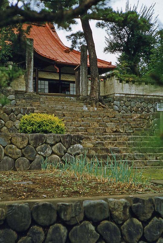 1952-53 Japan 195.jpg